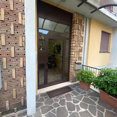 10min From Center, 3 Bedroom With Balcony Apartment Trento