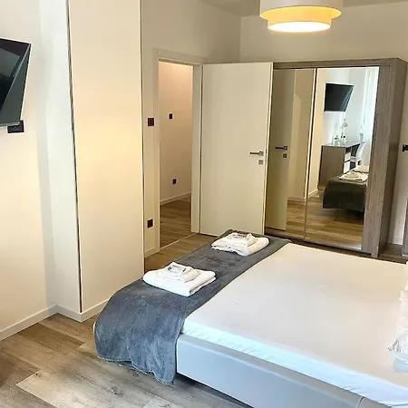 Apartment 10min From Center, 3 Bedroom With Balcony Trento